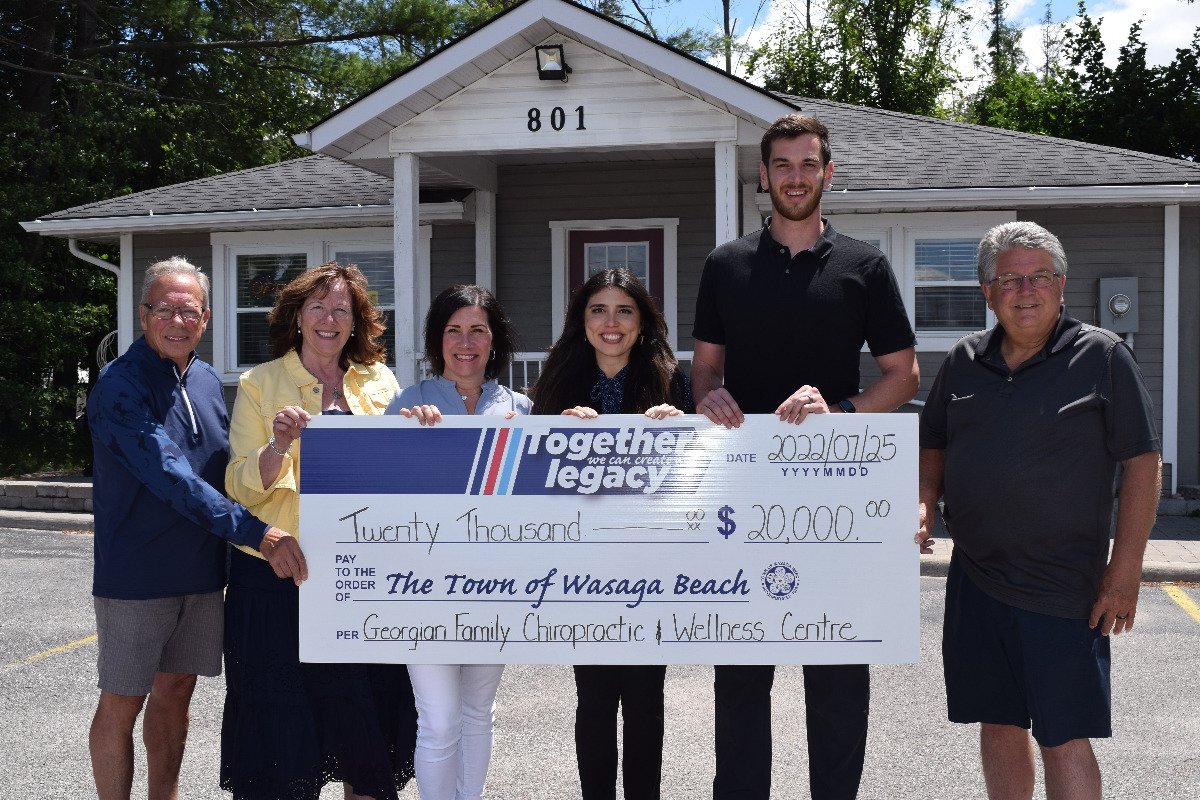 Georgian Familiy Chiropractic donation cheque presentation picture