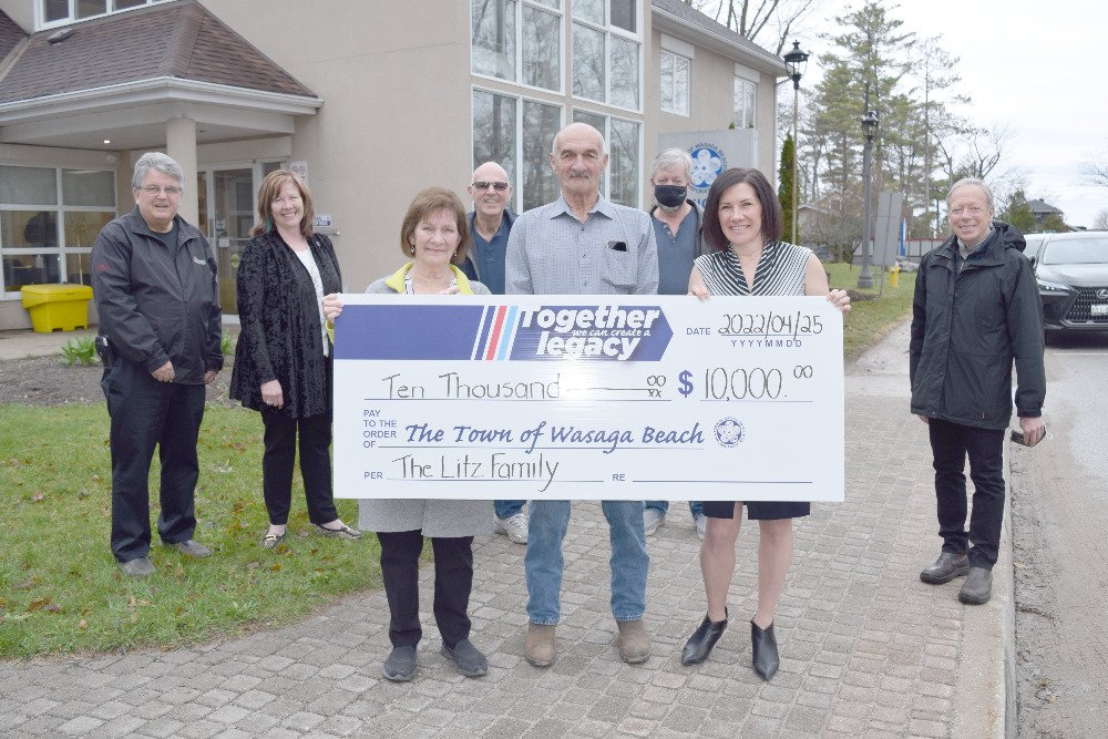 Litz family donation to twin-pad arena and library